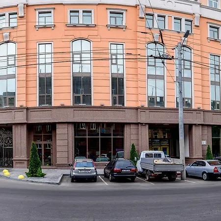 Legrand Vosemnadcataya Zhemchuzhina 79